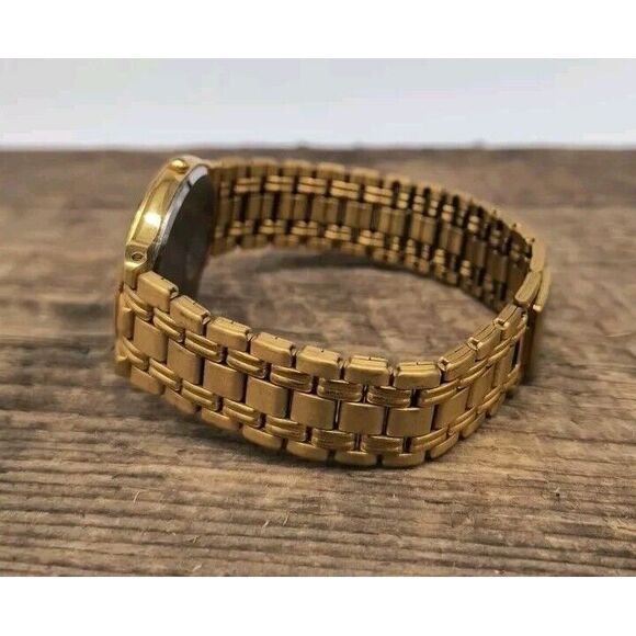 Citizen Dress Watch 31mm Japanese Movement. Gold Toned - Picture 5 of 11